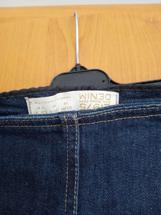 Fusta Zara midi, stil creion, albastru indigo