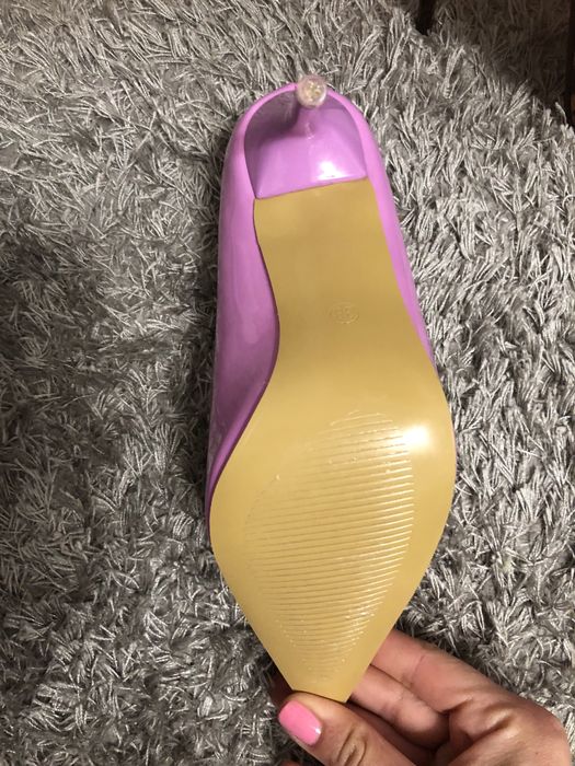 Нови розови ниски токчета 38 номер