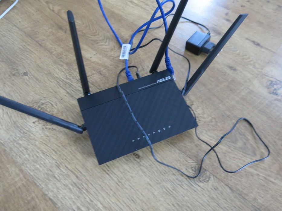 Рутер ASUS RT-AC750 Dual Band 2Ghz 5Ghz