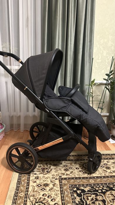 Продам детскую коляску