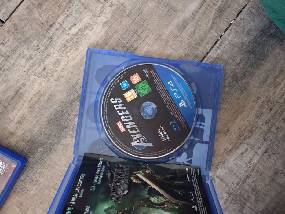 Vând jocuri ps 4