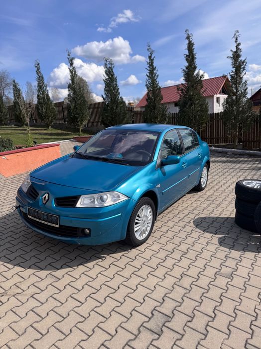 Vând Renault megane 2