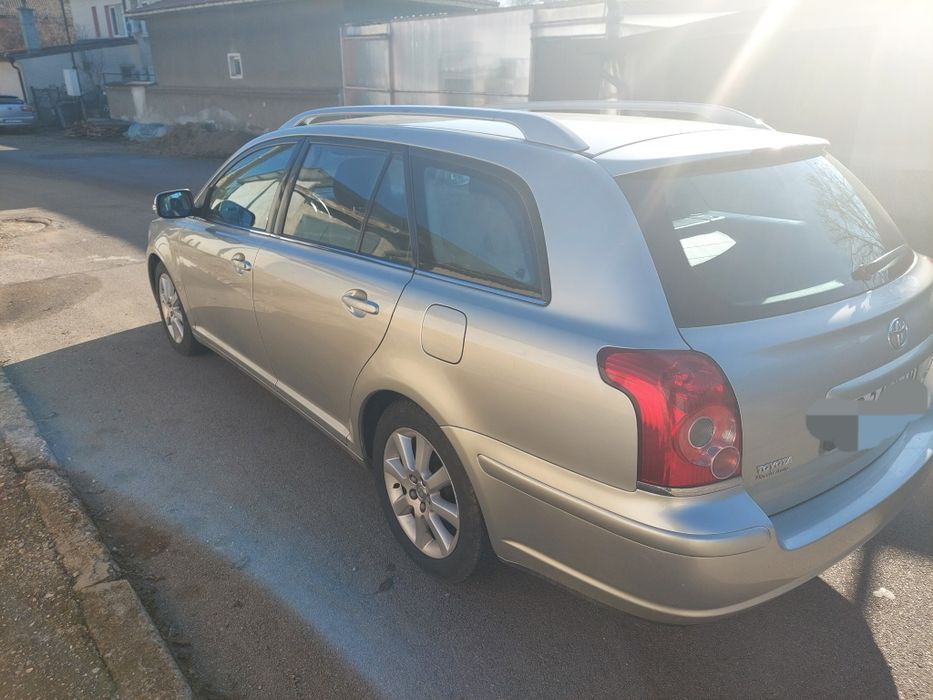 Тойота Авенсис Toyota