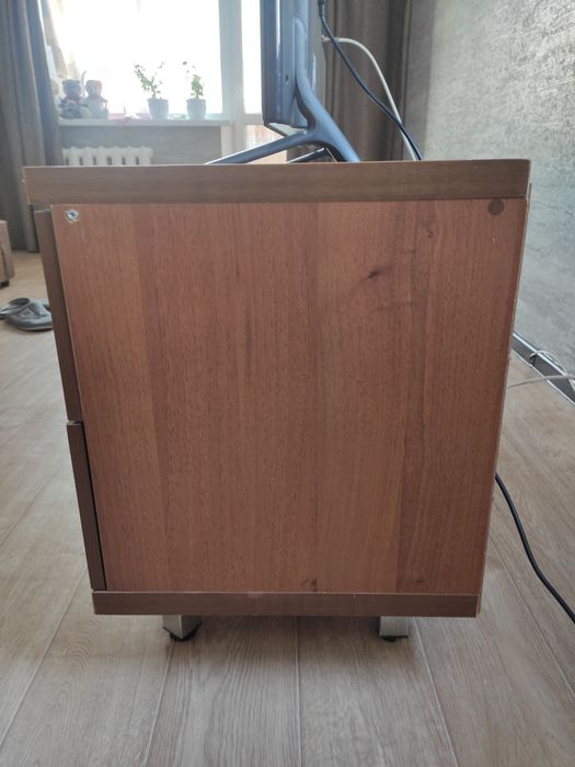 Тумба под телевизор