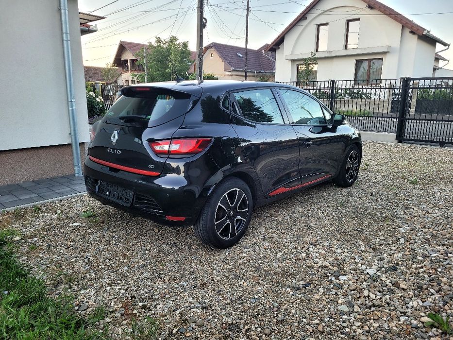Renault Clio 2013. 1.5 diesel 193000 km