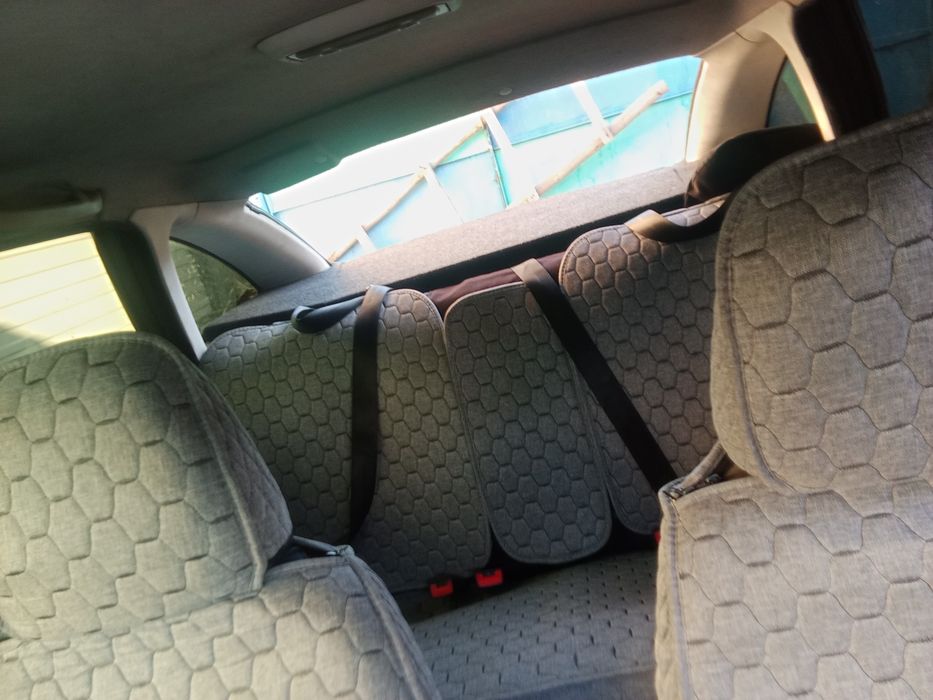 Продам Приору  хетчбек