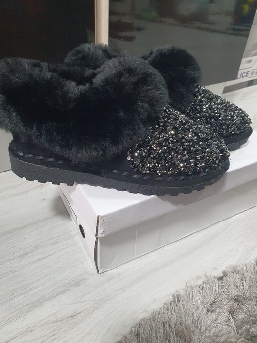 Ghete dama pietricele și blanita