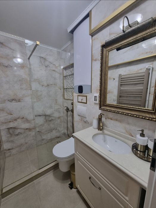 ÎNCHIRIERE Garsoniera ULTRA-LUX/stil oriental/Metrou Titan/PROPRIETAR