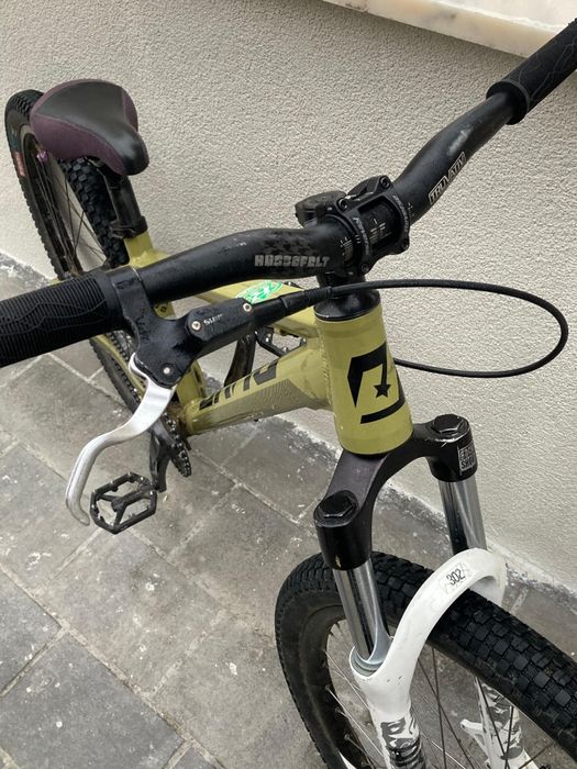 Vand Dirt jumper Drag c1