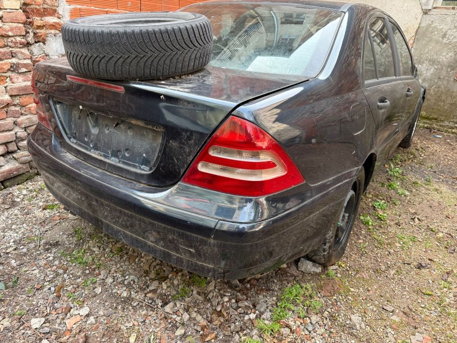 Мерцедес Ц180 автоматик на части w203