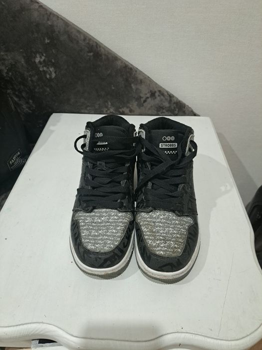 Димесезонные кросовки 37 р р