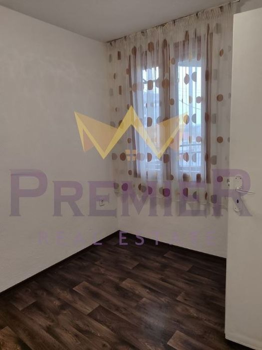 Дава се под наем Двустаен апартамент в Варна, Колхозен пазар - 50 кв.м за 244.8 € - Снимка #3