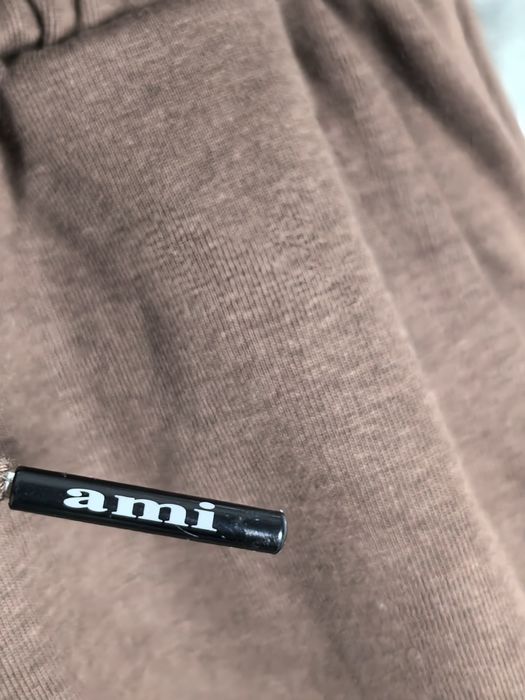 AMI летен екип високо качество