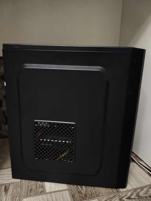 Продам мощный компьютер.