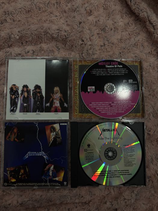 CDs дискове - Guns N’ Roses, Motley Crue, Metallica