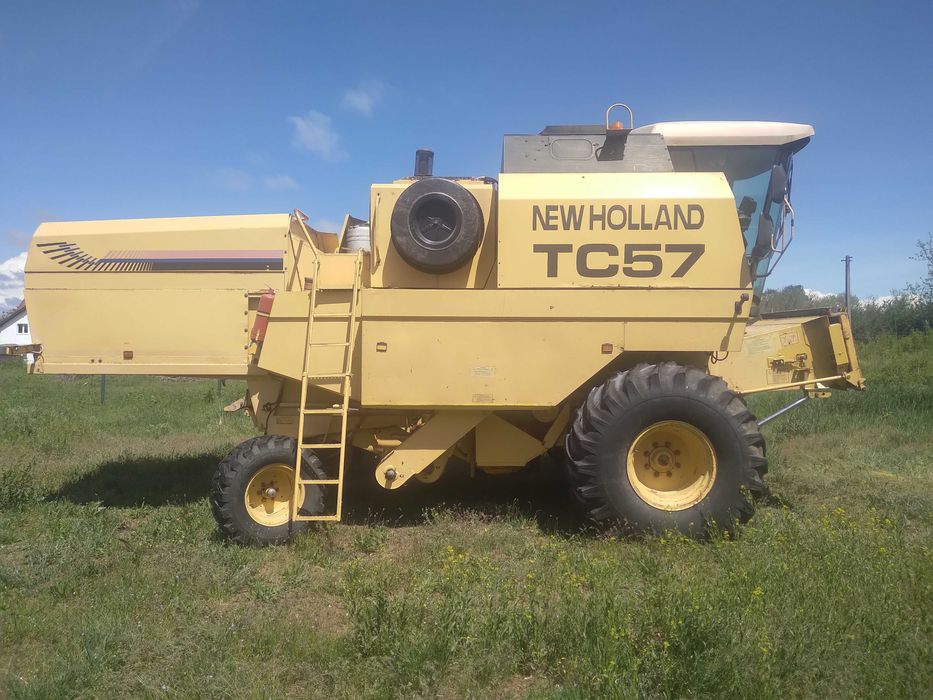 Vand combina agricola New holland TC57