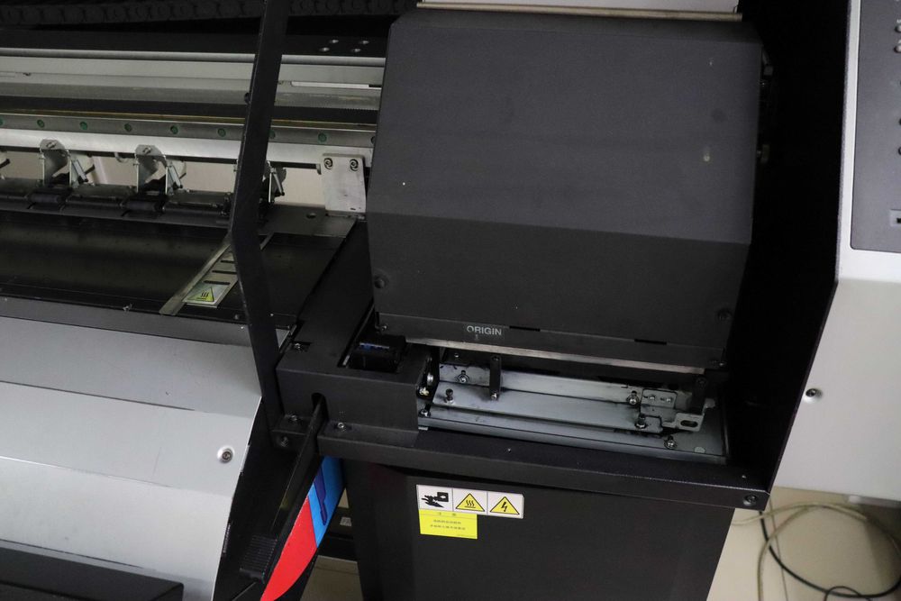 Широкоформатный принтер MIMAKI 320S4