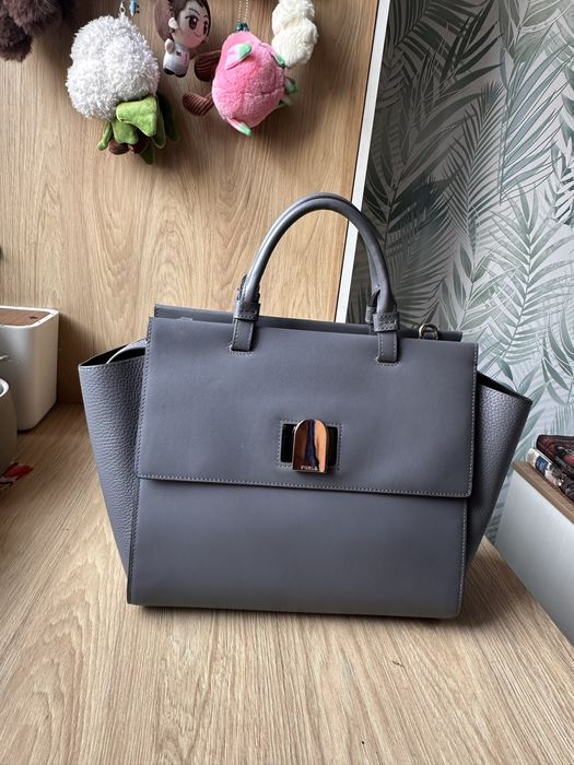 продаи сумку Furla оригинал