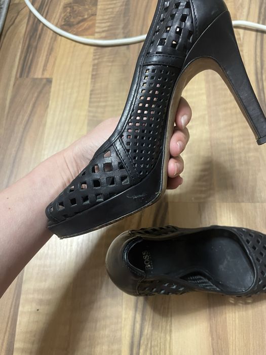 Boss Lady Summer Heels peeptoe