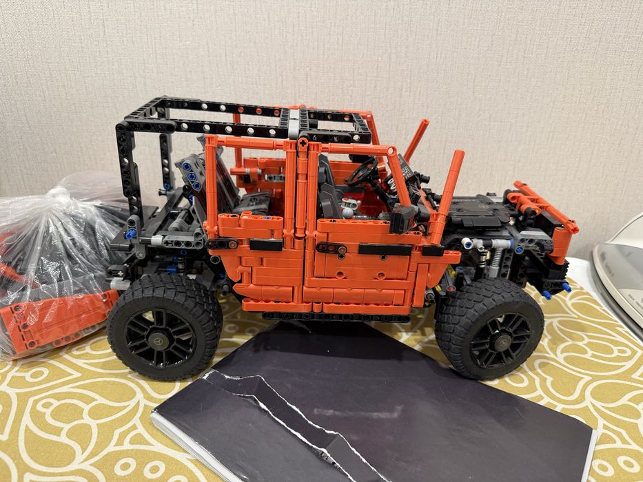 Продам конструктор Лего