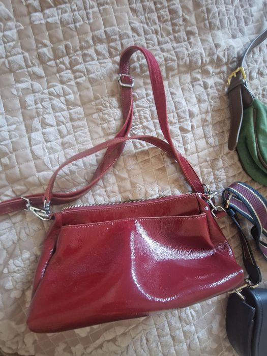 Сумки кожаные, клатчи