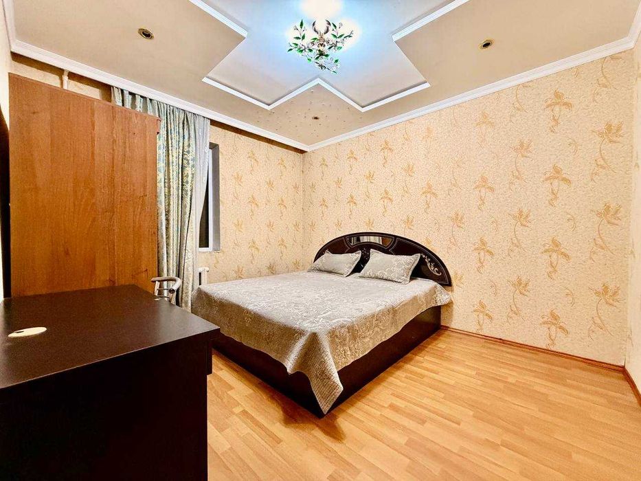 Буз-2, Ялангач, 49-я школа ,77-я серия,
