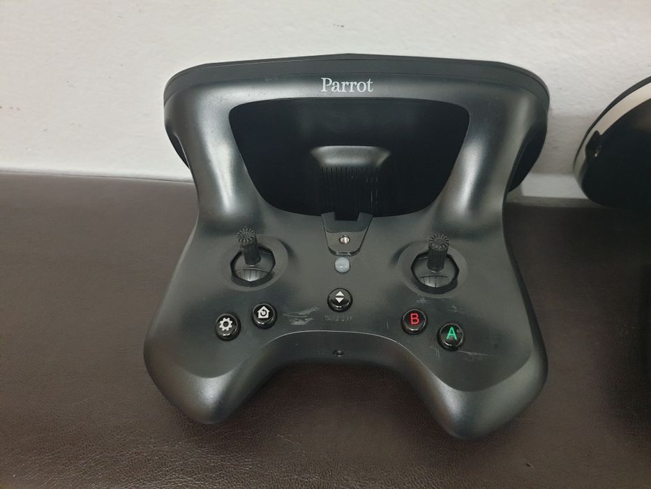 Telecomenzi drone Parrot