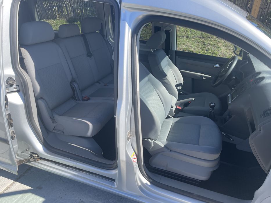 VW caddy maxi 2.0 TDI 140 cp, 6 trepte