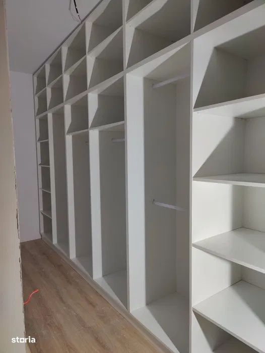 Apartament de vanzare 2 camere de 54mp zona Eroilor Floresti