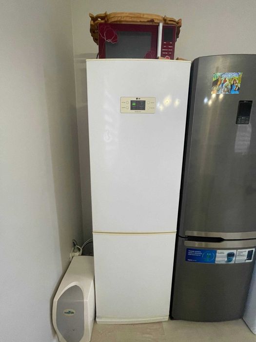 Продам б/у холодильник . г.Косшы