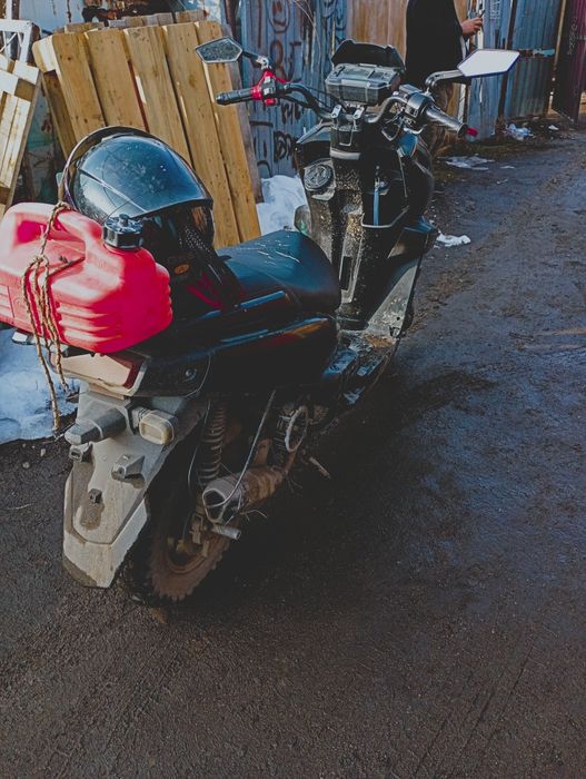 Продается мопед танк