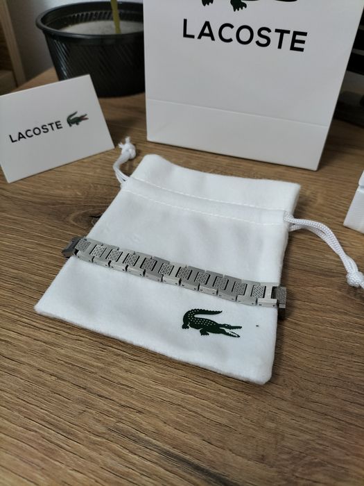 Brățară Lacoste, nouă