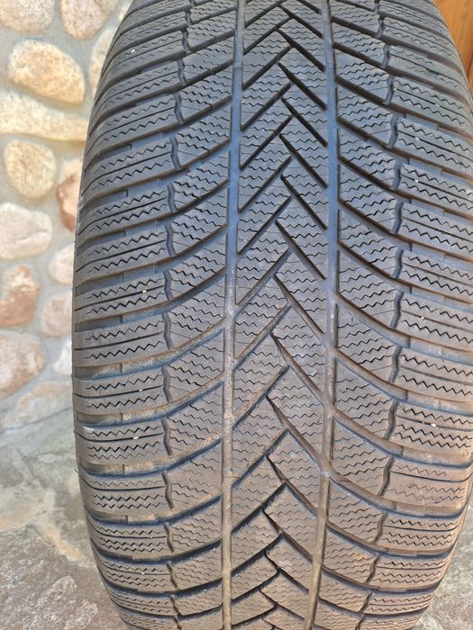 Комплект оригинални джанти Jeep 20" с летни и зимни гуми на