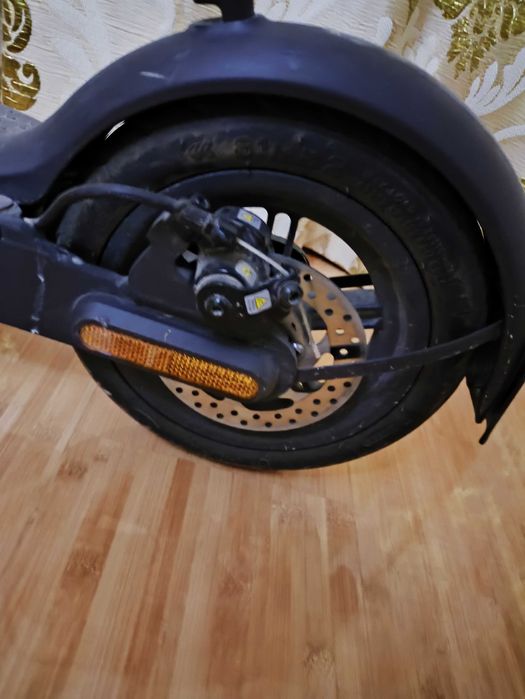 Xiaomi Mi Electric Scooter Essential