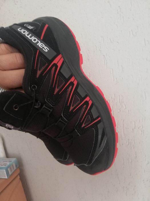 Adidași Salomon nr 36 unisex