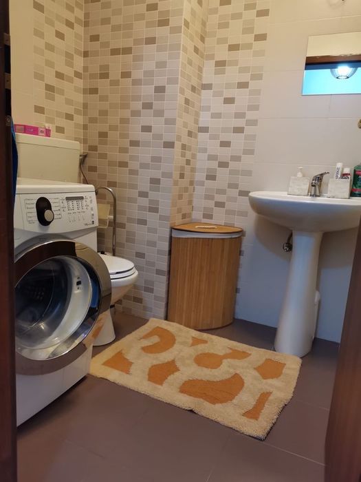 Proprietar inchiriez apartamant 2 camere in Cartierul Latin