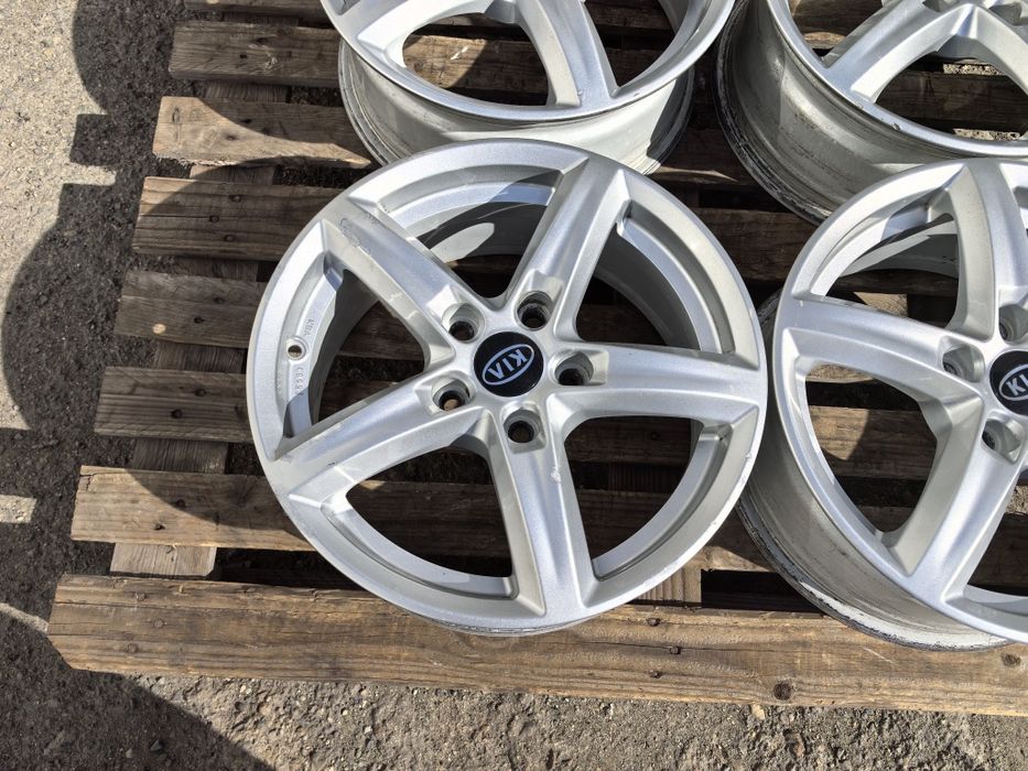 16 цола 5 х 114,3 мм КИЯ / Хюндай / Мазда / Митсу - 6,5 Инча / ЕТ 48,5