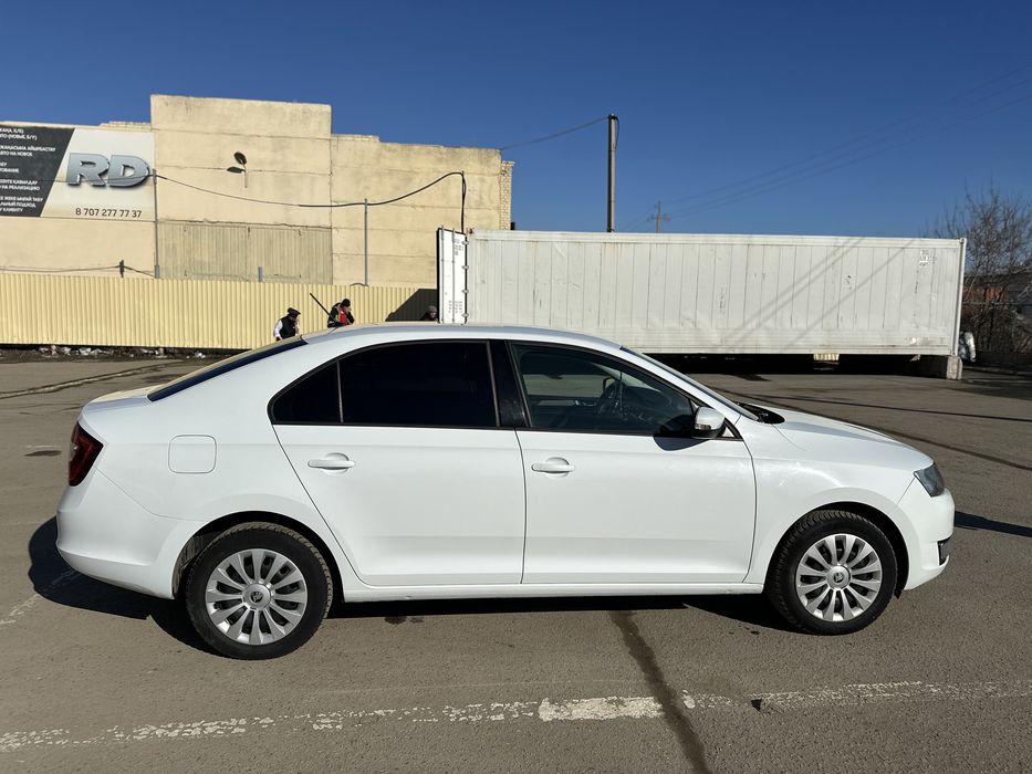 Skoda rapid 2019гв срочно!