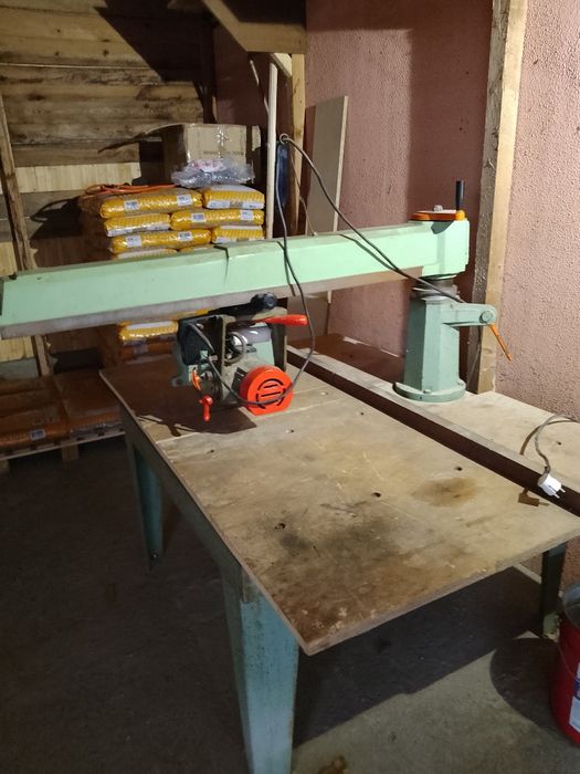 De vânzare circular radial