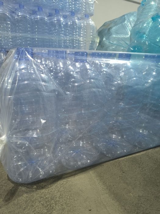 10 Litrli baklashka sotiladi Yangi.