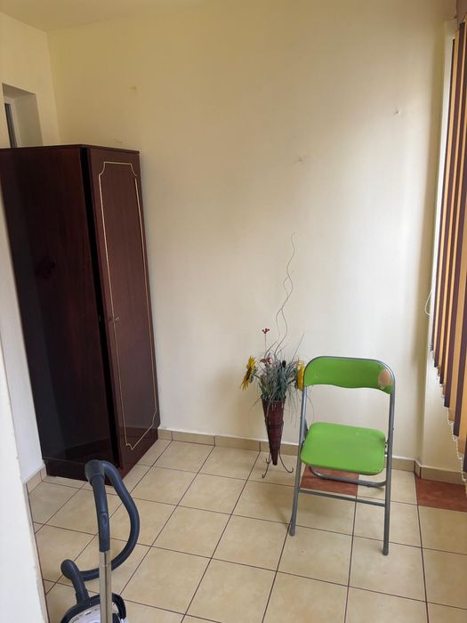 P.F. închiriez apartament 3 camere Micro 3, langa Profi si Hiper Dr.Ma