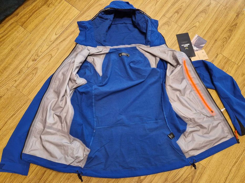 Geaca munte Salewa Durastrech/Wool, masura S(46) alpinism, tura, waterproof