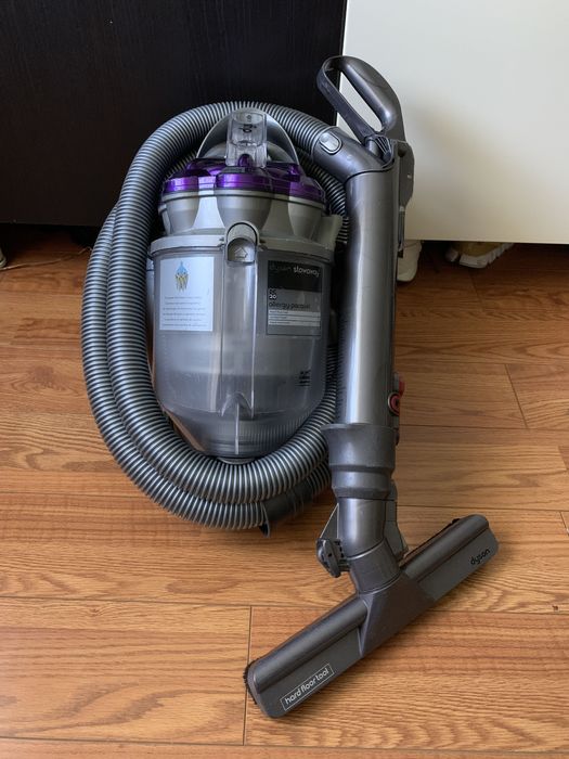 Aspirator Dyson DC 20 Stowaway Allergy parquet
