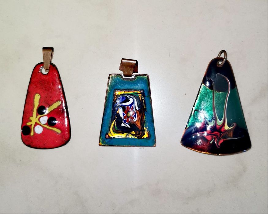 Бижу винтидж висулки емайлирано колие медно 50-60г. Хипи Яко за 3 бр.