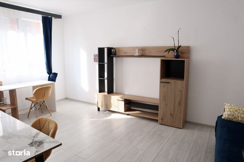 Apartament 4 camere, Apusului, decomandat