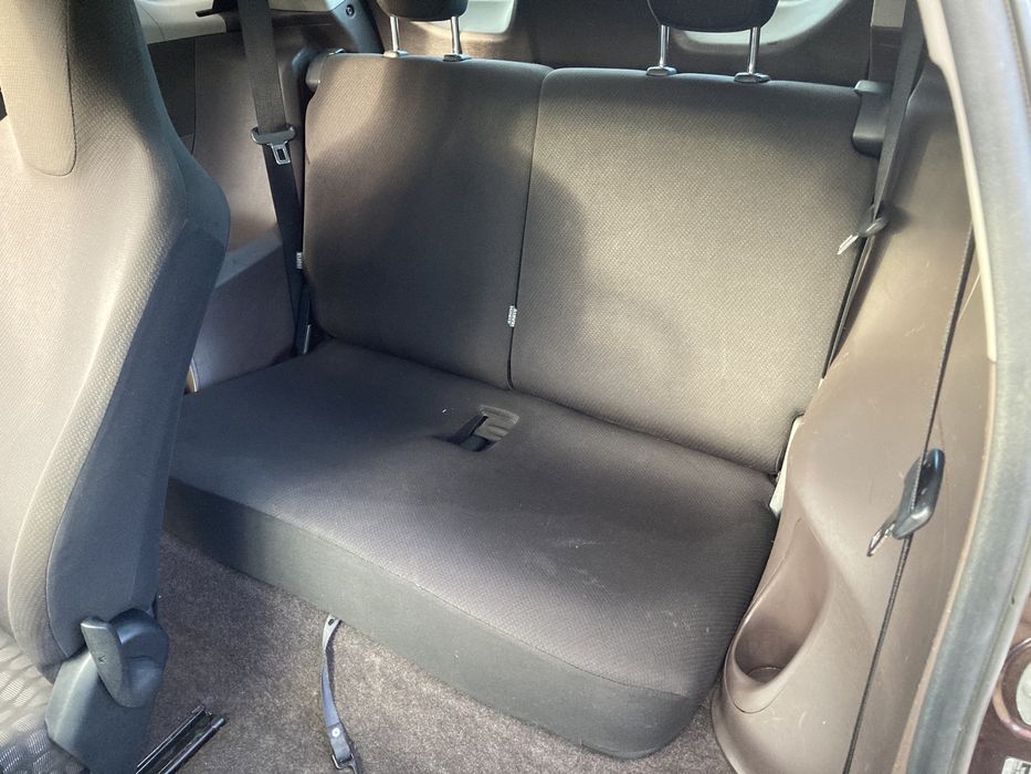 Тойота IQ // Toyota iQ 1.0vvti 2009г // НА ЧАСТИ //