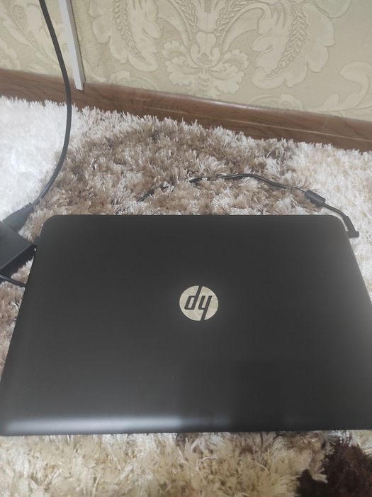 Ноутбук HP Pavilion i5-8250U, 8/1Tb, 15"
