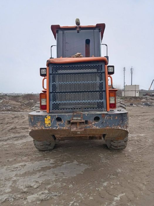 Arendaga beriladi: DISD SD200N old yuklagich (pogruzchik)