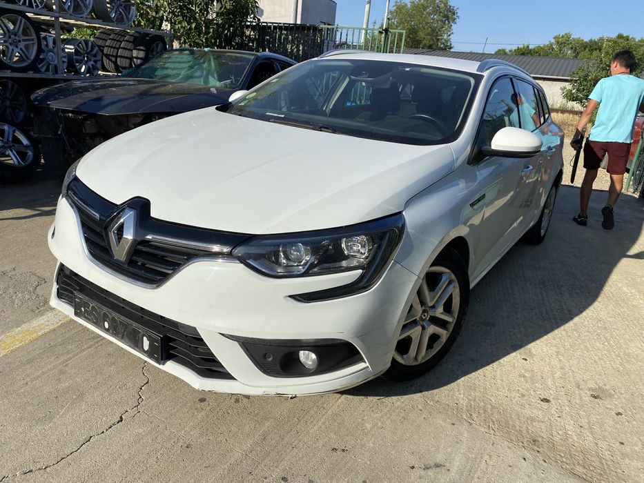 Aripă dreapta spate Renault Megane 4 break 2018
