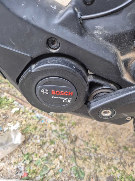 Електрически карбонов Cube stereo